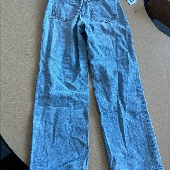 Abercrombie and Fitch loose high waist medium color 26 short nwt - Picture 6 of 7